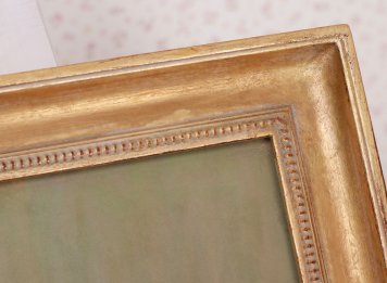 Zakázkově vyrobený modelový rám s ručním zlacením, patinou a krásným dekorem perliček