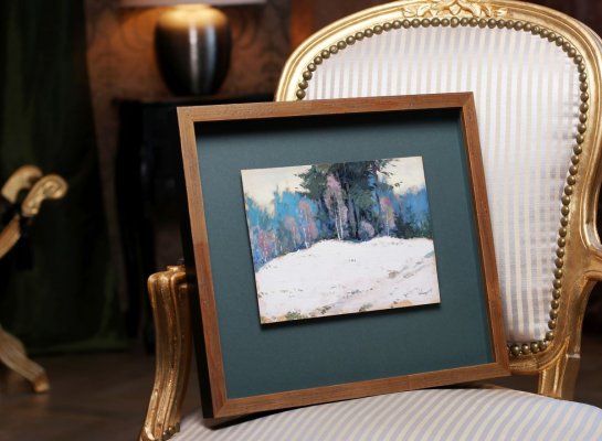 Vintage dřevěný rám na moderní obraz zimní krajiny na desce