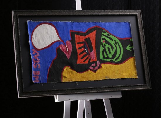 Rámování plátna v temném punkově-industriálním stylu rámování