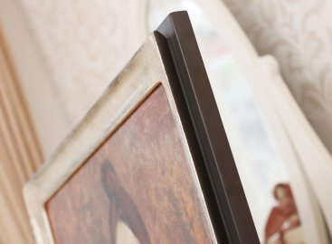 Luxusní moderní rám s pravým stříbrem na obraze Evy Brožové