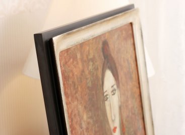 Luxusní moderní rám s pravým stříbrem na obraze Evy Brožové