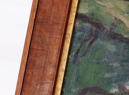 Rám z přírodního dřeva s olivovou dýhou skvěle doplňuje jednoduchá dřevěný filetka z patinovaného zlata