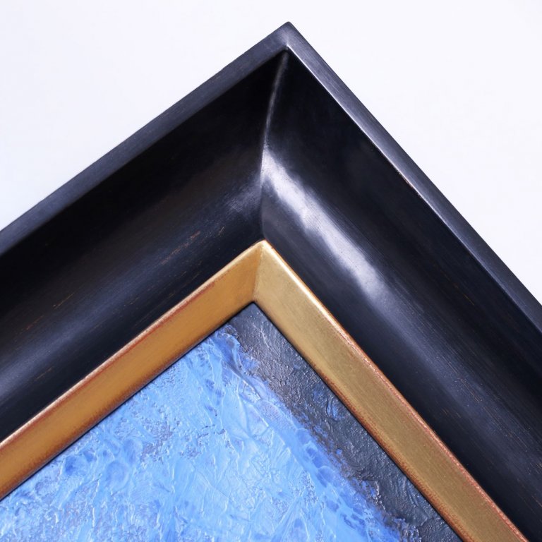 Zakázkový rám v holandském stylu na obraze Jánoše Kubíčka ma detailně vypracovaný povrch s pravým zlatem 