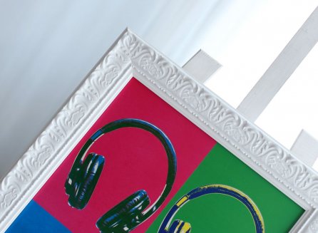 Tradiční barokní ornament v neobvyklém provedení vysokého lesku