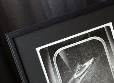 Detail rámu se šrouby 