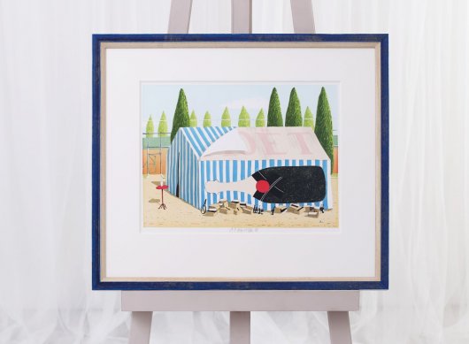 Litografie Tomáše Bíma Moet zaráovaná v modrém rámu a bílé paspartě