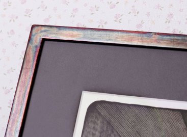 Litografie E.A.Poe Adolfa Borna v luxusním rámečku z modře a zeleně oxidovaného pravého stříbra - detailní pohled na rám