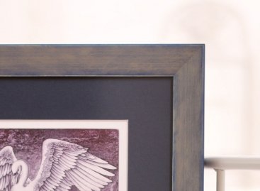 Zvolená modrá pasparta s německým rámem v modých a stříbrných odstínech dokonale ladí a zdůrazní í barvy obrazu