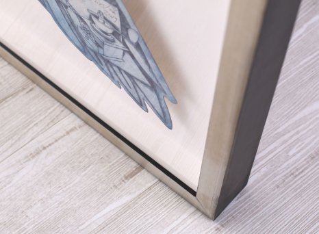 Detail stříbrného rámu a bílé pasparty k obrazu Míla Fürstová, Learning to fly