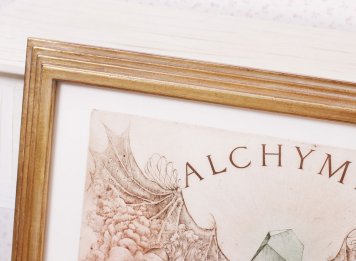 Luxusní zakázkový rám na lept Oldřicha Kulhánka má jednoduchy a elegantní stupňovitý tvar