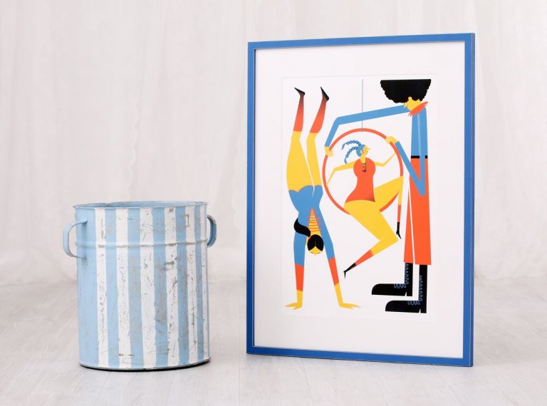 Rámování plakátu Ilona Polanski Cirkus bude v Brně s paspartou a jednoduchým modrým rámem