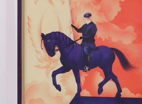 Neobvykle barevný dřevěný rám svým patinovaným odstínem ladí s ilustrací TGM v plakátu Masaryk od Tomski & Polanski v detailu na rám a prezidenta.