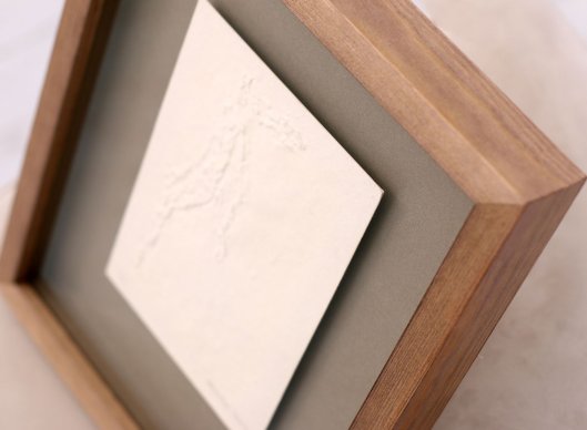 Olbram Zoubek - rámování obrazu do dřevěného rámu s 3D efektem