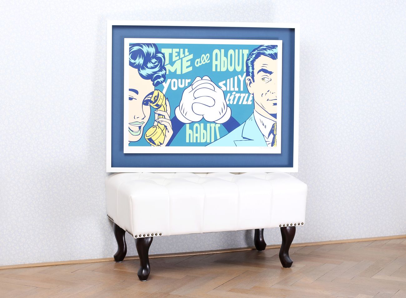 Moderní bílý prostorový rám s modrou paspartou na obraz Silly Habits Pasty Onera | © Frameit