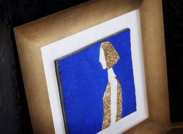 Modro-zlatý velký cínový reliéf Olbrama Zoubka v moderním designovém zlaceném rámu