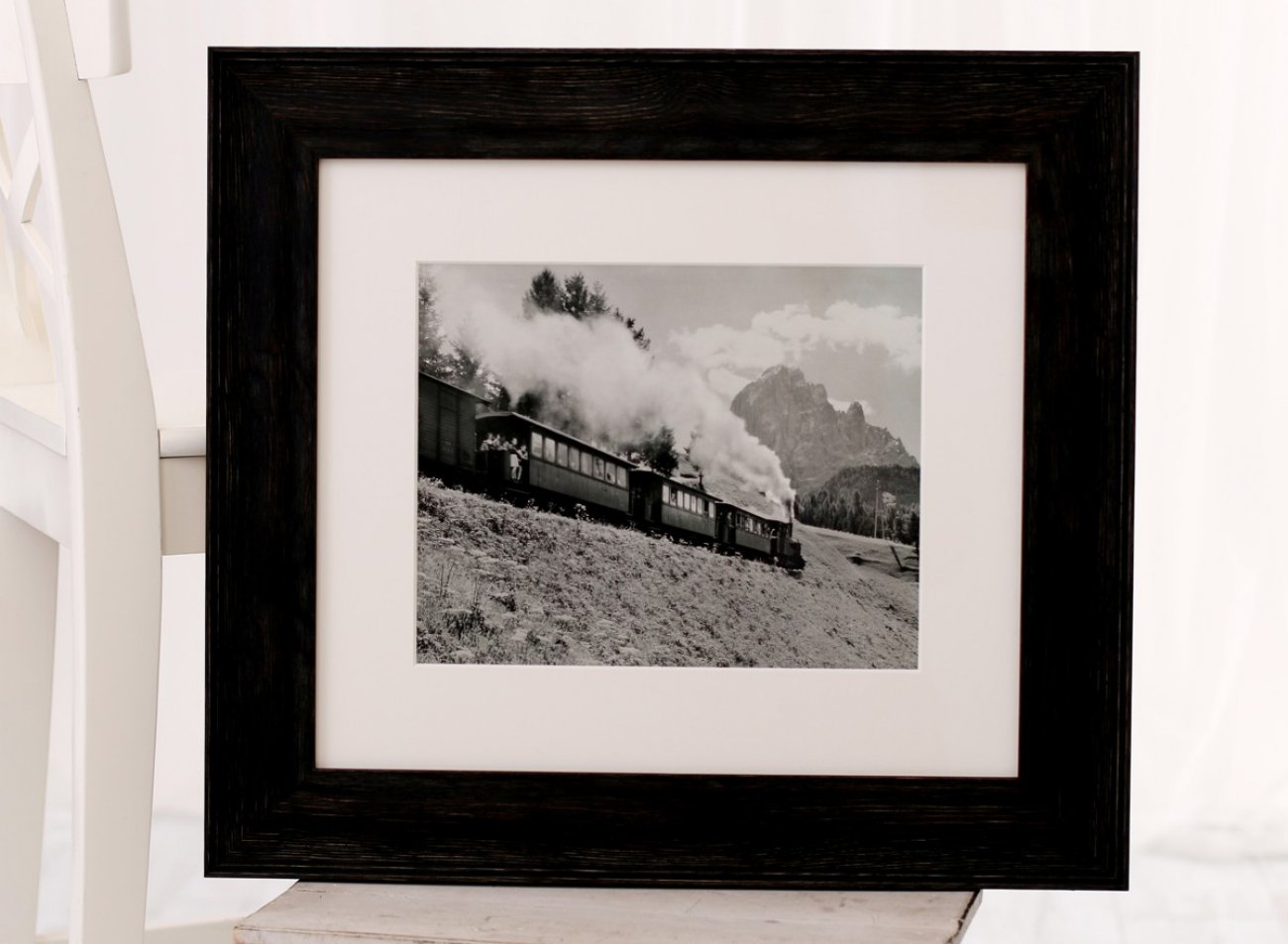 /WEB-galerie/03-fotografie/04-spagl-rahmen-mittermeier/bergbahn/prirodni-dreveny-ram-cerny-fotografie-historicka-bergbahn.jpg