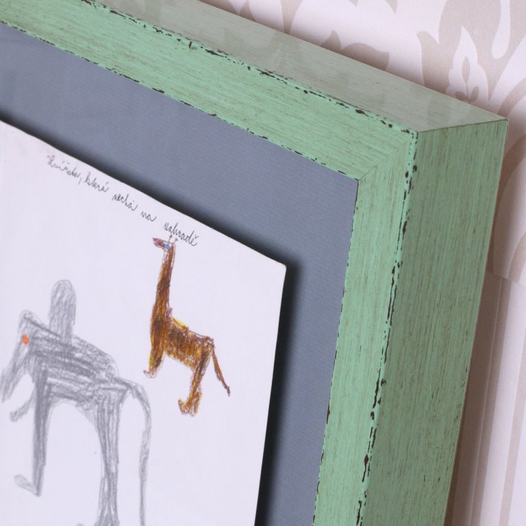 hravý zelený rám na dětský obraz