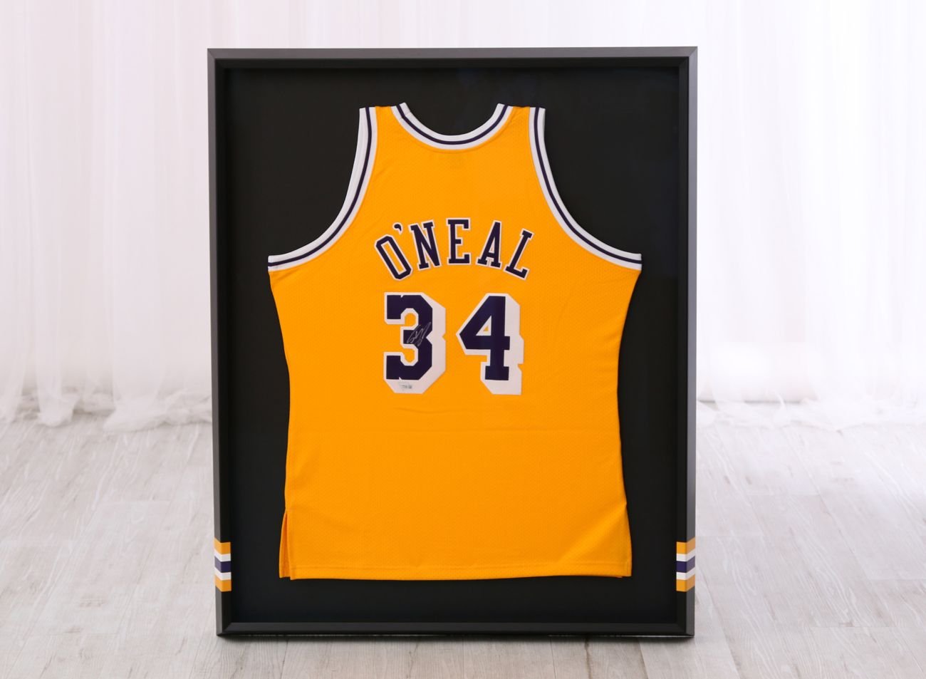/WEB-galerie/06-dresy/0001_Galerie/top/zakazkovy-ram-dres-basketbal-lakers-shaq.jpg