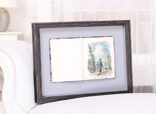 Rámování knihy - historického památníku do prostorového rámu