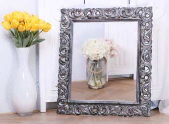Luxusní vyřezávaný rám na zrcadlo z oxidovaného pravého stříbra ve florentinském stylu