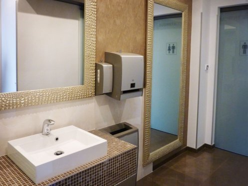 Luxusní zlatý rám na zrcadlo do koupelny