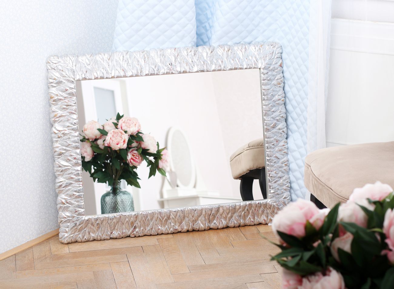 Luxusní stříbrný vyřezávaný rám na zrcadlo
