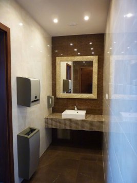 Luxusní zlatý rám na zrcadlo do koupelny