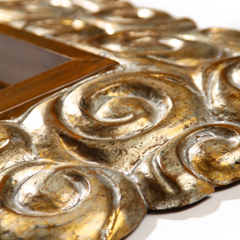 Luxusní stříbrný vyřezávaný rám na zrcadla s dekorem mušlí