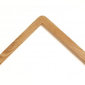 Vzorek obrazové lišty přírodního masivního dubového rámu se zaobleným rohem